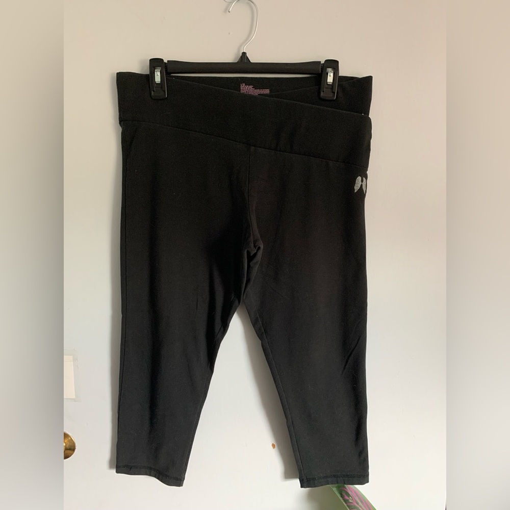 Victoria’s secret Black Capri Leggings